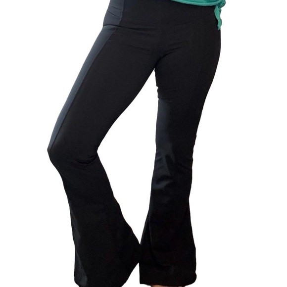 DYI Define Your Inspiration Black Flare Leggings - Picture 3 of 7